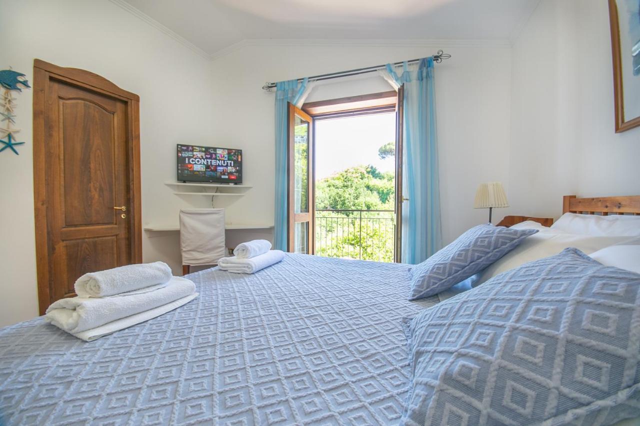 סן אנג'לו Villa Costanza Sorrento B&B מראה חיצוני תמונה